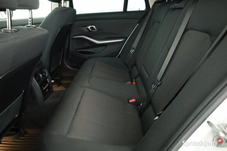 BMW 3 318 i podgrzewane fotele