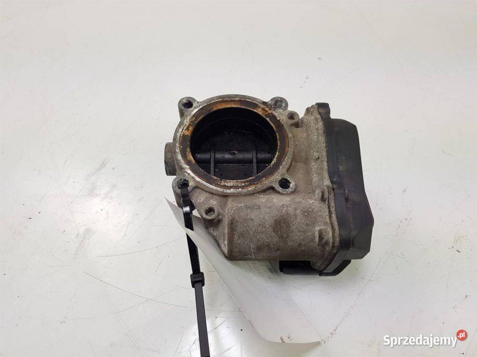PRZEPUSTNICA VOLKSWAGEN PASSAT B7 06F133062Q Lipno