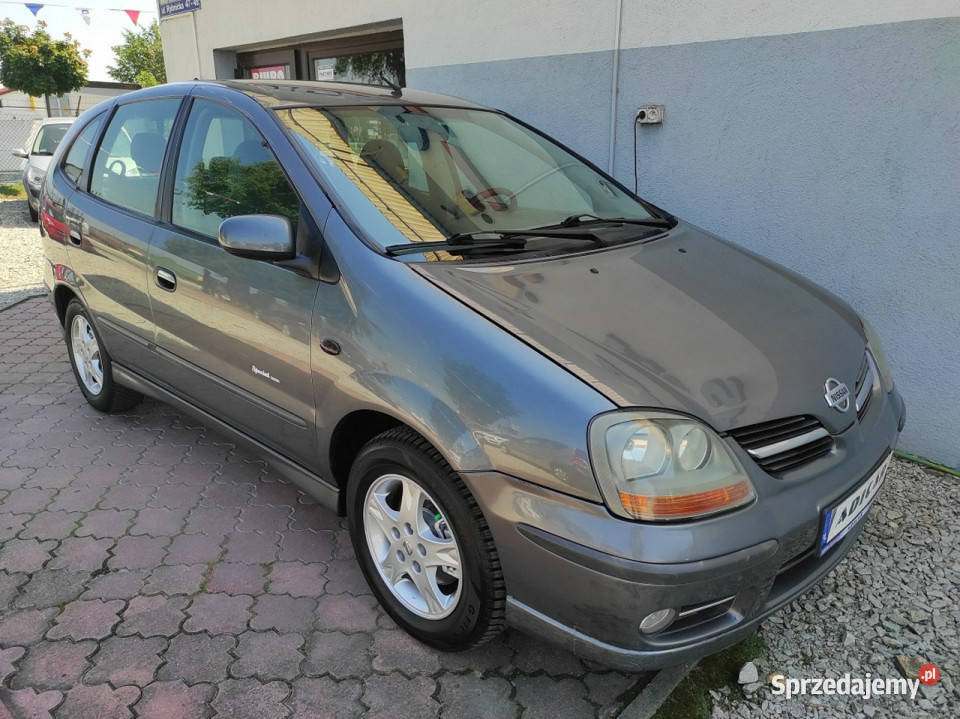 Nissan Almera Tino klima Kamera Alu wielofunkcja centralny zamek
