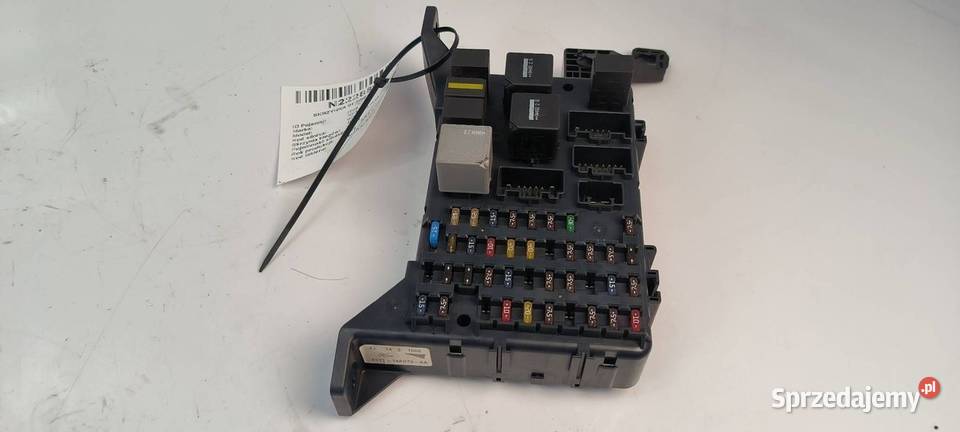 SKRZYNKA BEZPIECZNIKÓW FORD MONDEO MK3