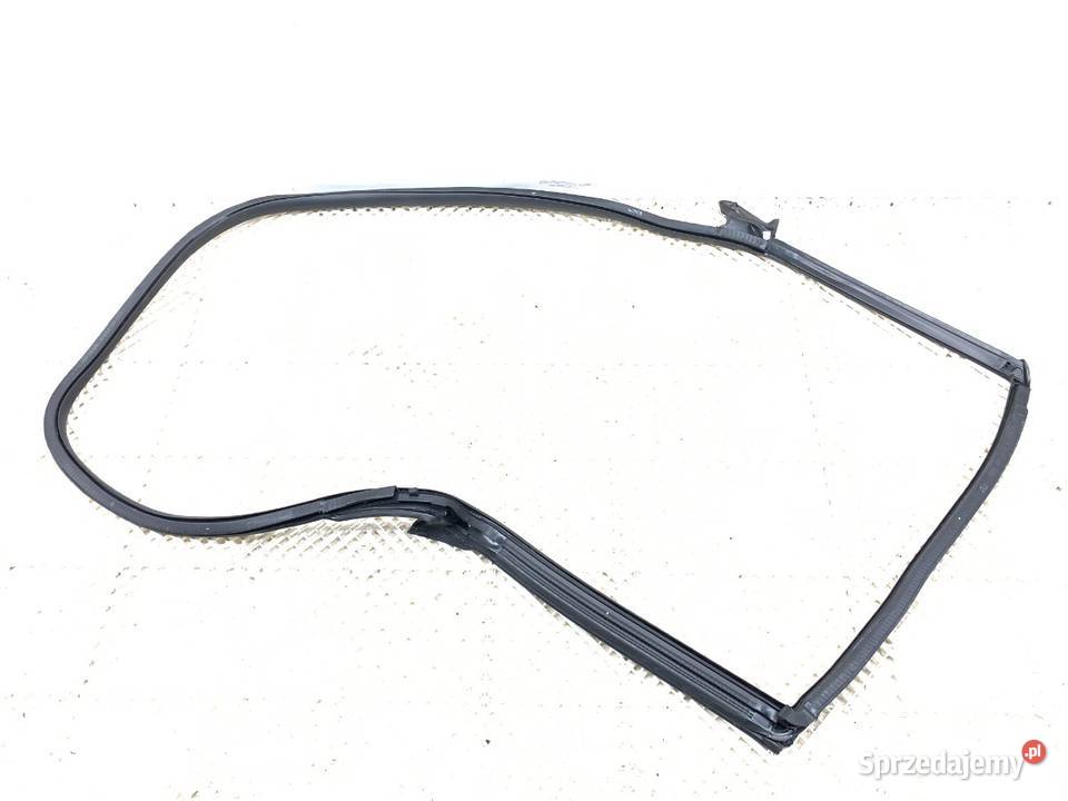 USZCZELKA DRZWI TYŁ LEWA AUDI Q8 SUV 4M8833707