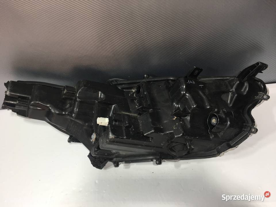 TOYOTA YARIS 4 LEWA LAMPA PRZÓD FULL LED Ostroróg sprzedam