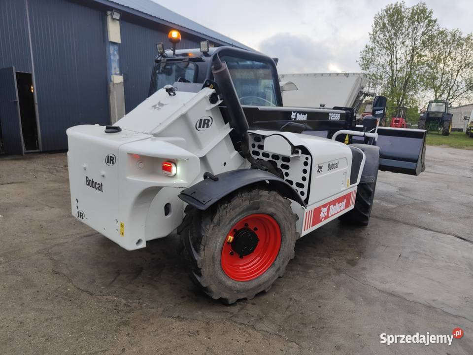 Ładowarka teleskopowa Bobcat T2566 Wspomaganie kierownicy Truskolasy-Olszyna sprzedam