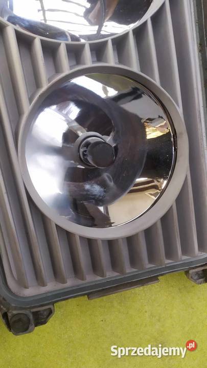 MercedesBenz W123 Lampa przednia lewa BOSCH osobowe Łagiewniki