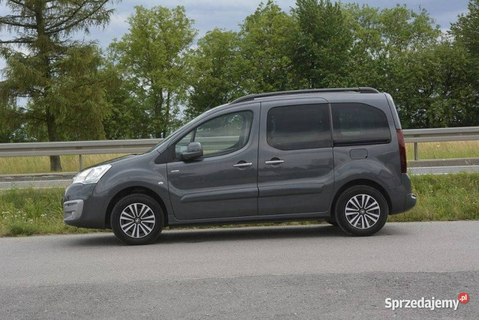 Peugeot Partner 12 Turbo nawigacja doinwestowany VAT marża Sędziszów Małopolski