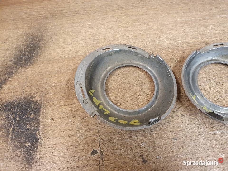 PEUGEOT 307 LIFT RAMKA HALOGENU PRAWA 9653589477 Międzychód
