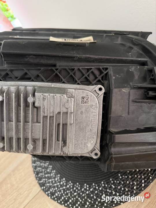 Lampa przednia lewa Mercedes w205 A2059066706 osobowe Zielona Góra