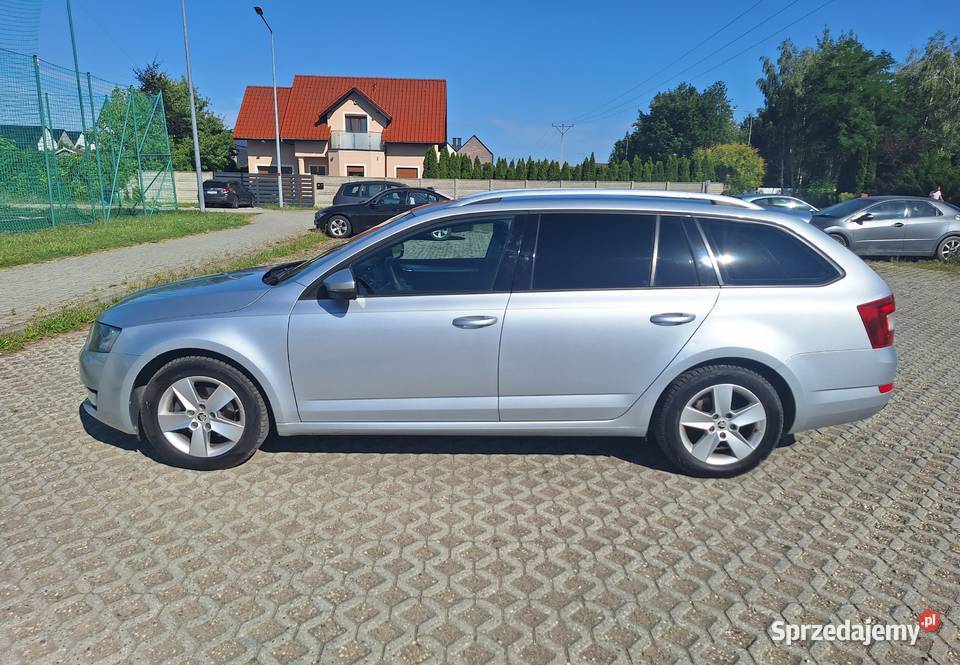 Skoda Octavia III Ambition 14 TSI 140 Salon Lutynia