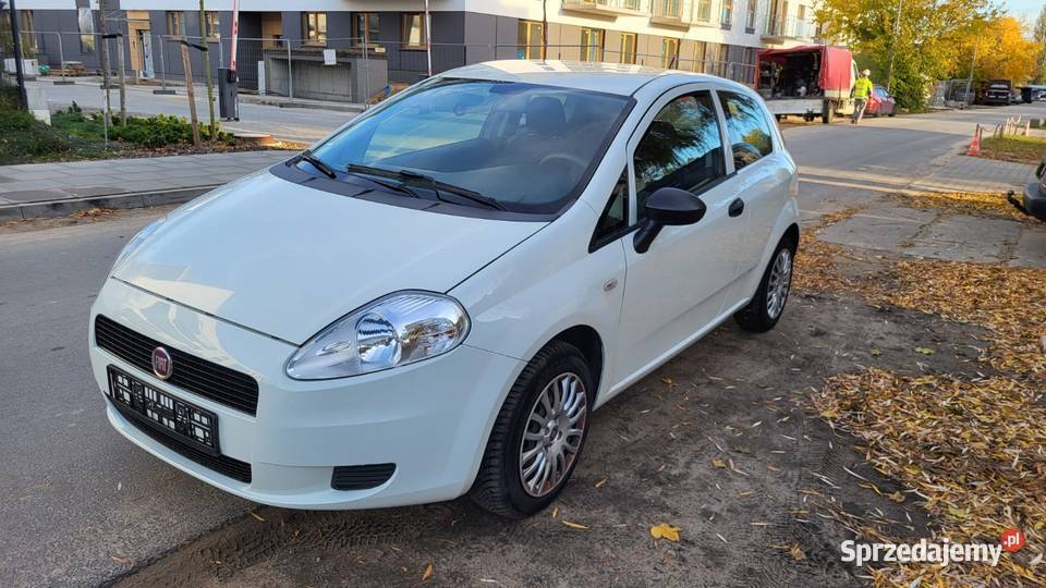 Fiat Grande Punto 12 benzyna klima 2012 Poznań