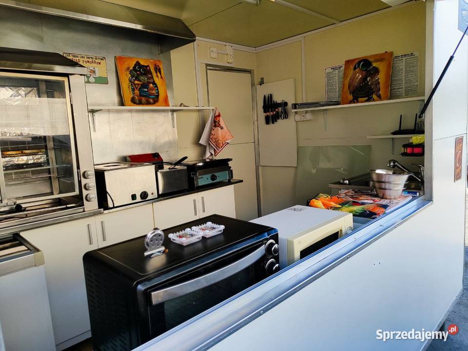 Przyczepa gastronomiczna food truck kurczak z gastronomiczne Wrocław
