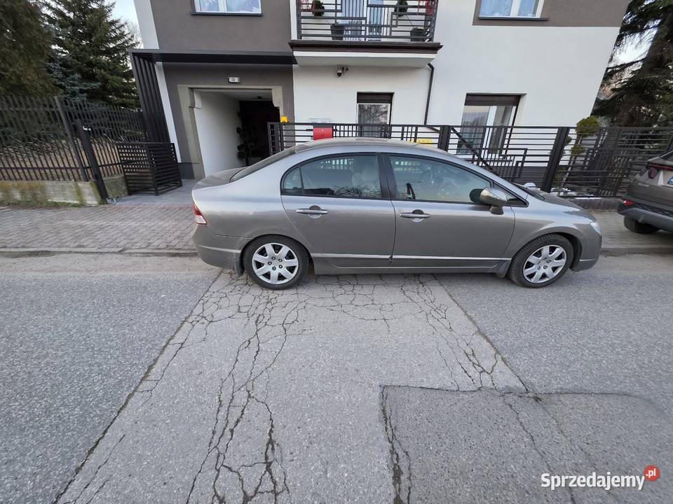 Honda Civic 18 benzyna asystent parkowania Szydłowiec