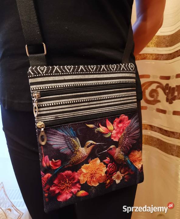 Torebka damska podróżna na regulowanym pasku Lędziny