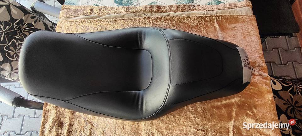 Harley Dyna FXDF fat bob siedzenie OEM Kanapa Orzesze
