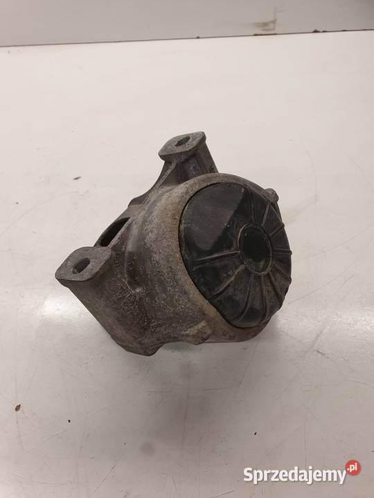 ŁAPA PODUSZKA SILNIKA AUDI A4 A5 Q5 8R0199381AJ osobowe Przystajń