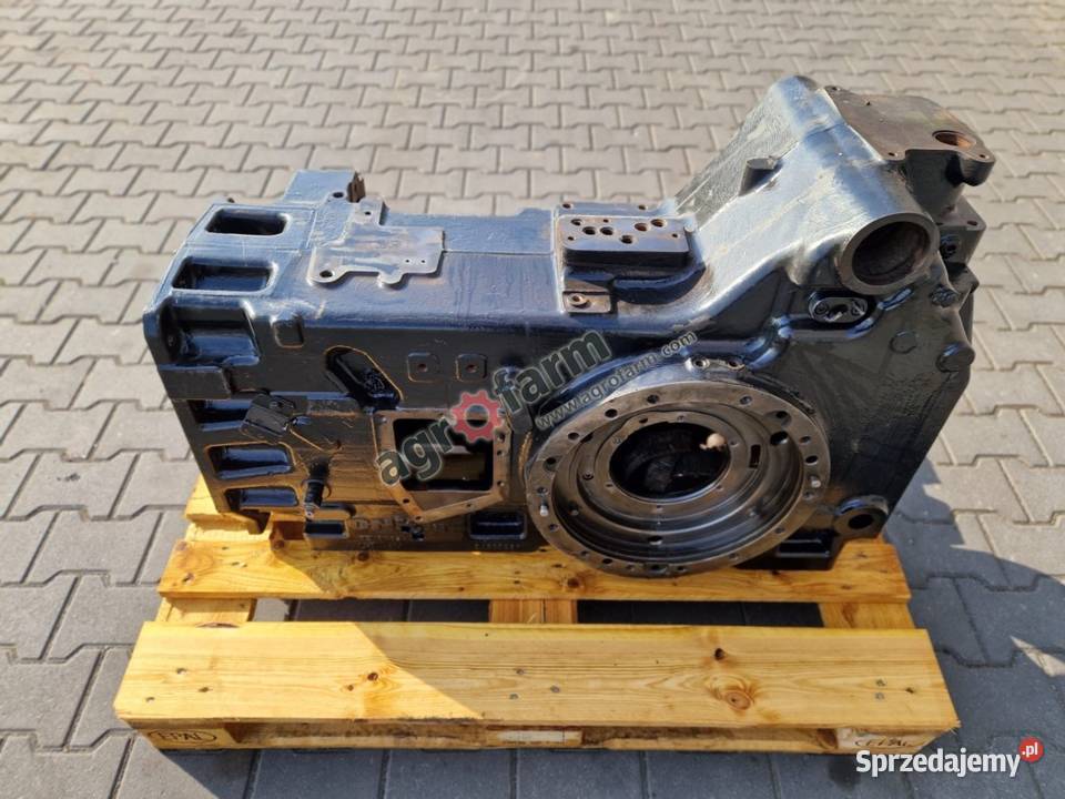 Obudowa tylnego mostu Holland T7185 sprzedam