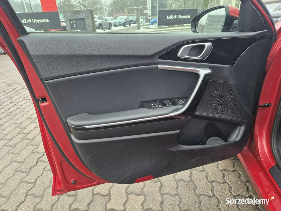 Kia Nowy Ceed 14 TGDI 140 7DCT Wersja Business światła przeciwmgielne