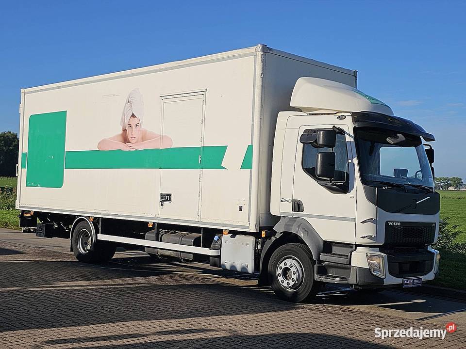 Volvo FL 25012 kontener 4x2 2017