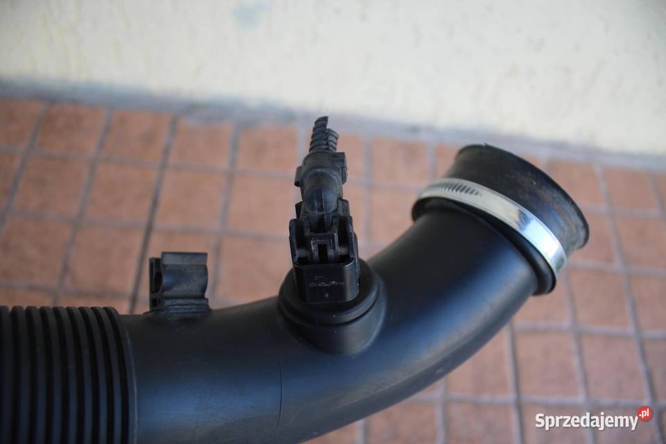 RURA DOLOT POWIETRZA OPEL CORSA D 10 55557181