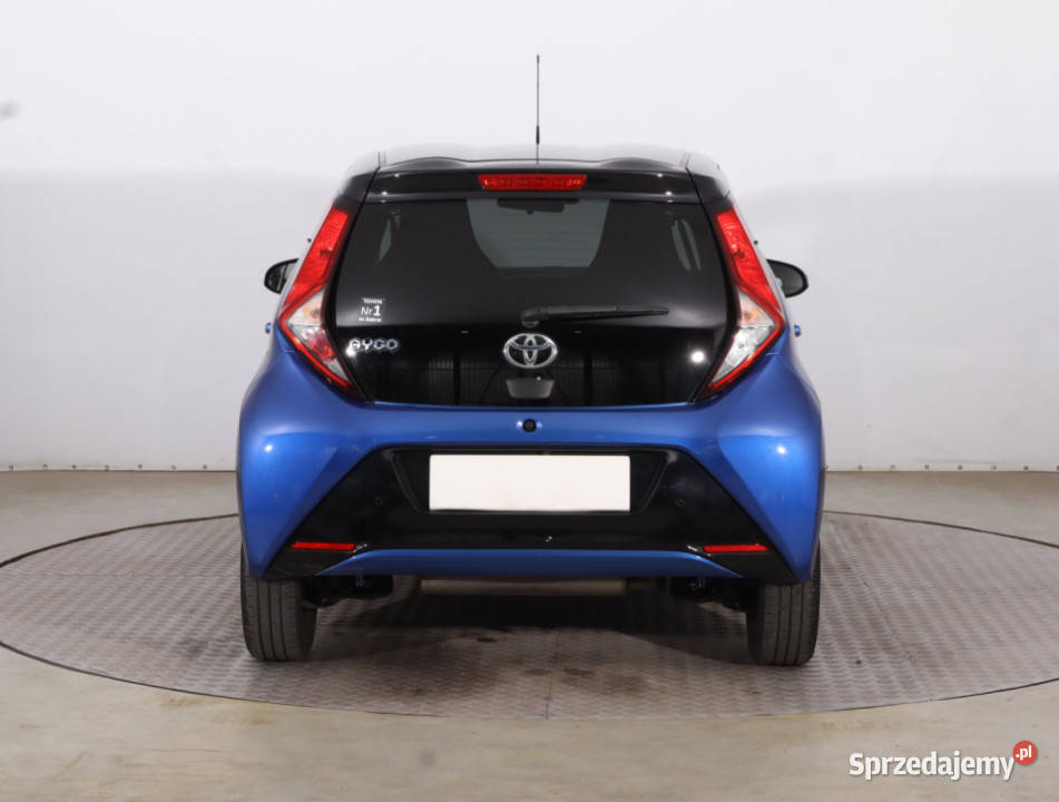 Toyota Aygo 10 VVTi czujnik parkowania Piaseczno