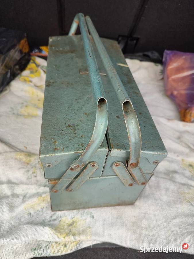 Skrzynka narzędziowa metalowa podręczna Witkowice sprzedam