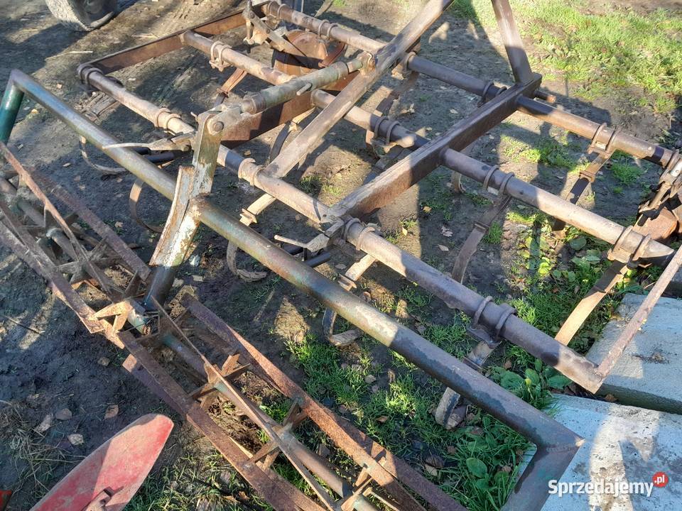 Kultywator z walkiem Uszew