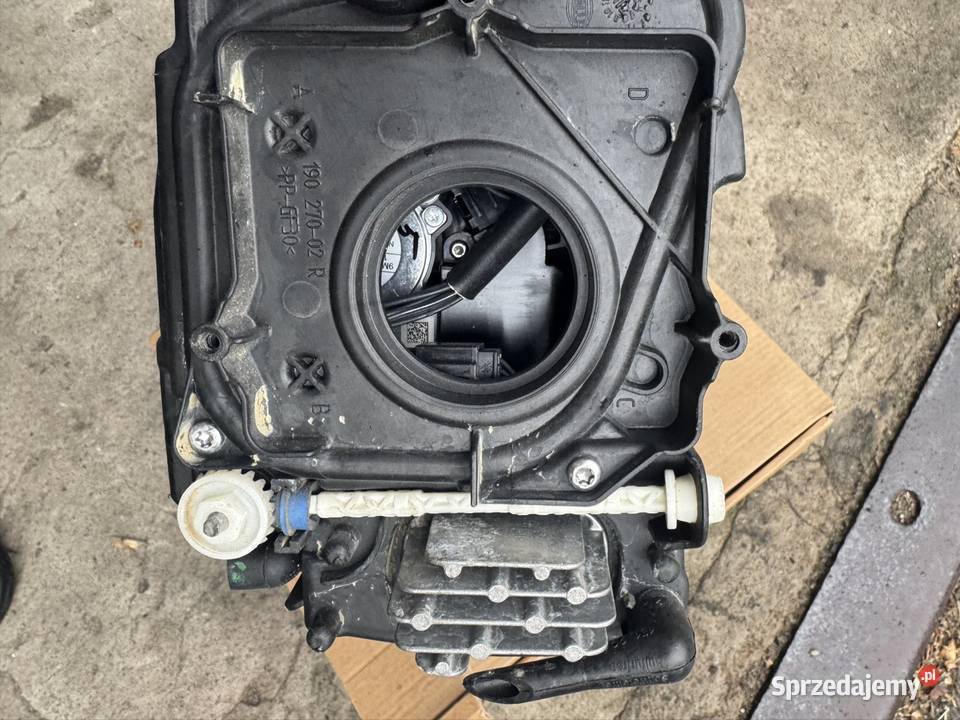 Lampa prawa Audi 8v0941034