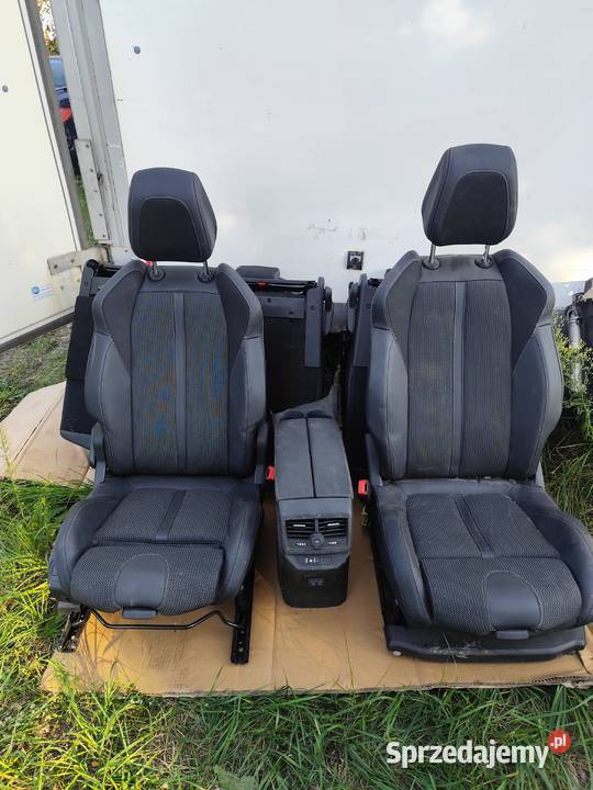 Kompletny środek Peugot 5008 II Tapicerki samochodowe Babimost sprzedam