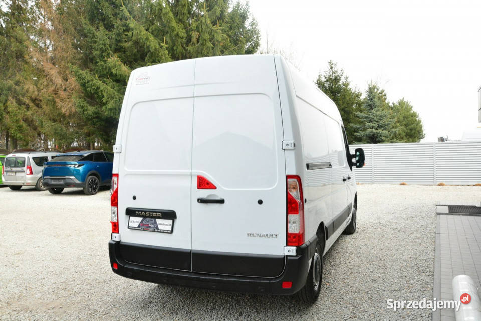 Renault Master średniak L2H2 blaszak 3osobowy 150000km