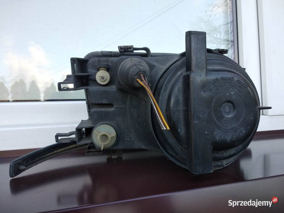 Audi 80 B4 lampa przednia lewa reflektor przód łódzkie Sieradz