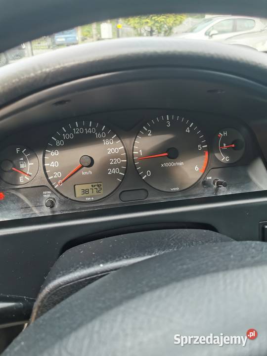 sprzedam toyota avensis 20 diesel śląskie Bytom