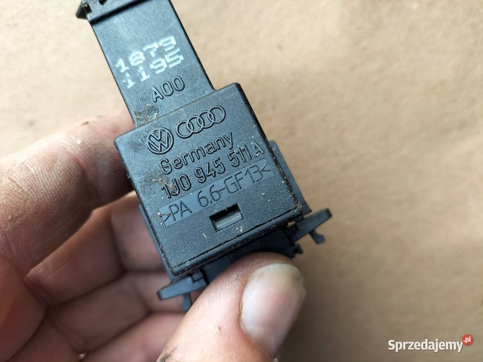 AUDI A3 8L CZUJNIK ŚWIATEŁ STOPU 1J0945511A lubelskie Kamień-Kolonia
