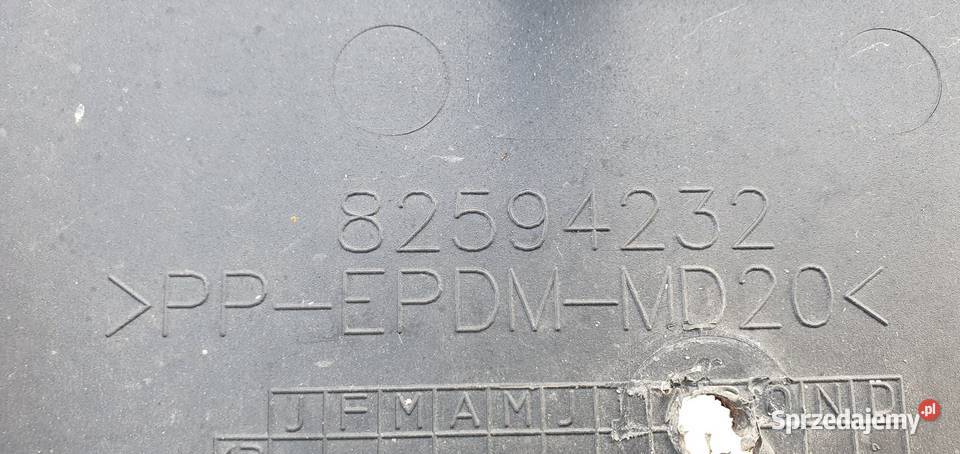 RENAULT GAMA RANGE T ZDERZAK NAKŁADKA ŚRODKOWA Bieleń