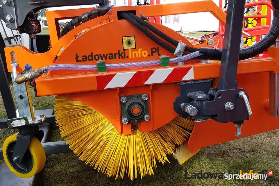 Hydrauliczna zamiatarka ZML120 z koszem i Wrocław