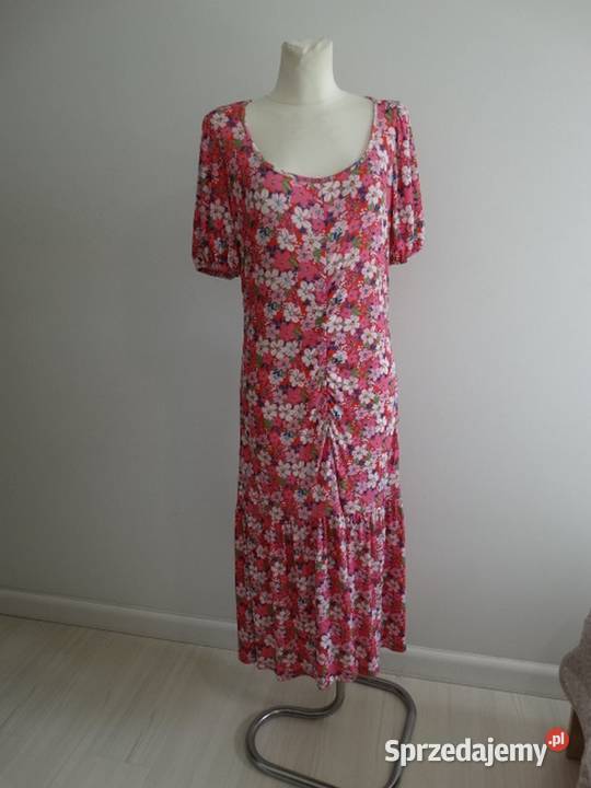 Sukienka Długa Drobne Kwiaty Marszczona Długość Maxi Łomża