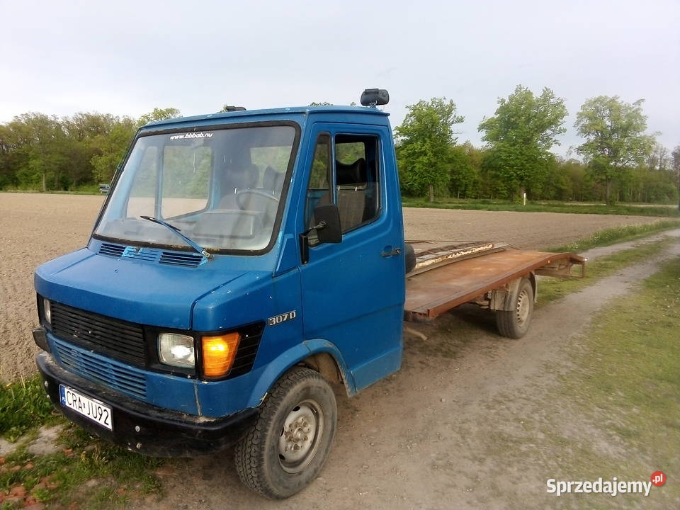 Mercedes 307 D autolaweta kaczka pomoc drogowa Raszków sprzedam