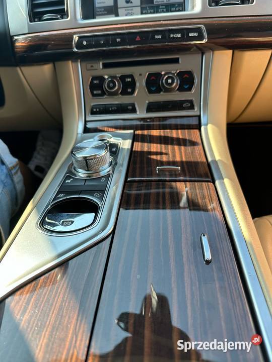 Jaguar XF z 2013 r silnik 30 LPG 4x4 Zarejestrowany w Polsce Zamość sprzedam