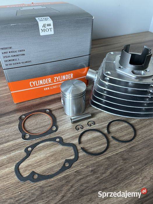 NOWY POLSKI CYLINDER WSK 125 Bielsko-Biała