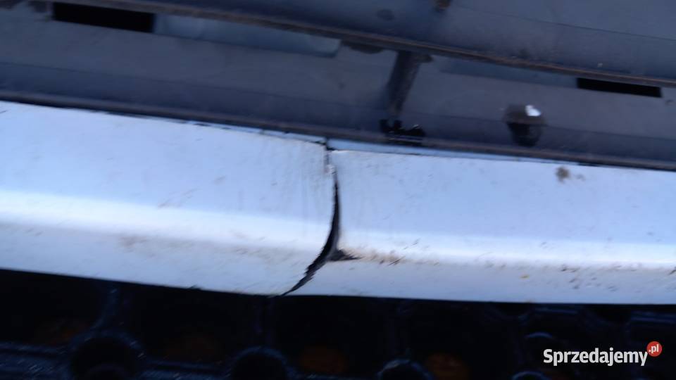 RENAULT MEGANE III CABRIO ZDERZAK PRZÓD OV369 Zbierkowo
