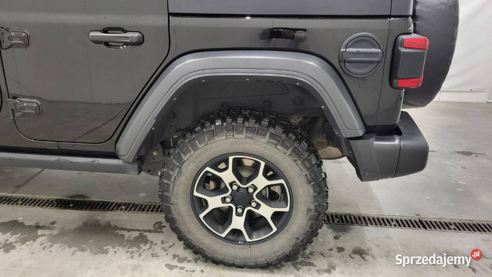 Jeep Wrangler Unlimited GME 20 Tur IV 2017 światła do jazdy dziennej Grójec