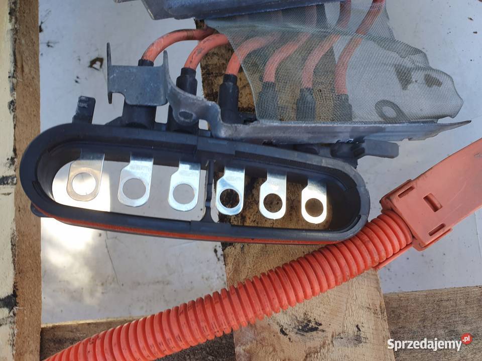 Toyota Yaris IV 15 H HYBRYDA INWERTER FALOWNIK