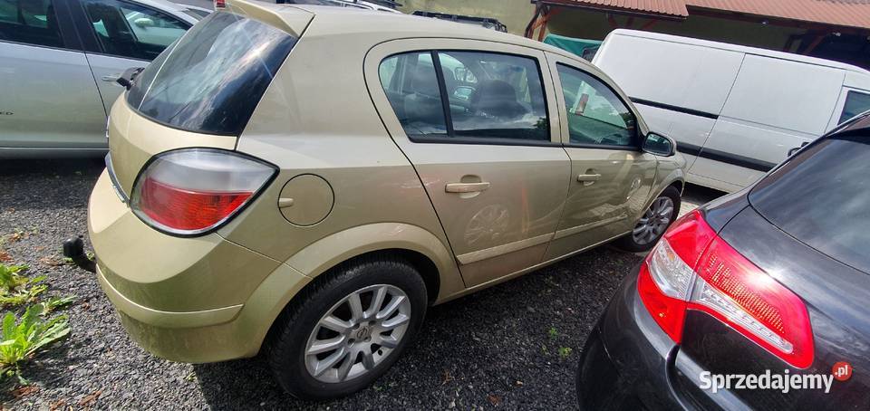 Astra h 16 benzyna klima hak Niemiec złoty