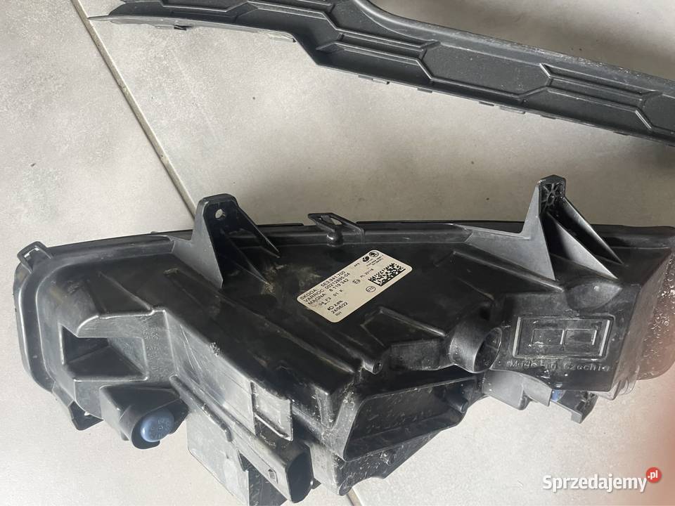 Skoda Octavia 5e3 19 halogen Led ramka osobowe Kozubszczyzna