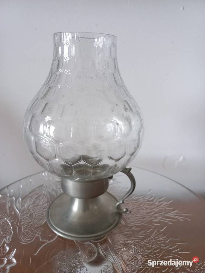 Kaganek cynowy z kloszem