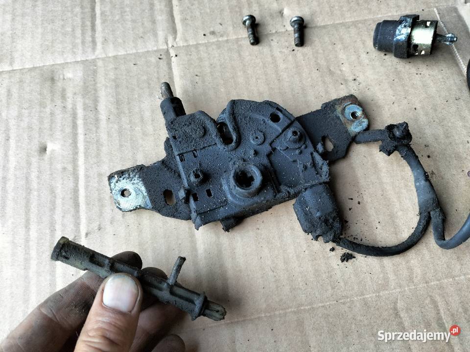 ZAMEK KLAPY MASKI KLUCZYK FORD MONDEO MK3 Kamień-Kolonia