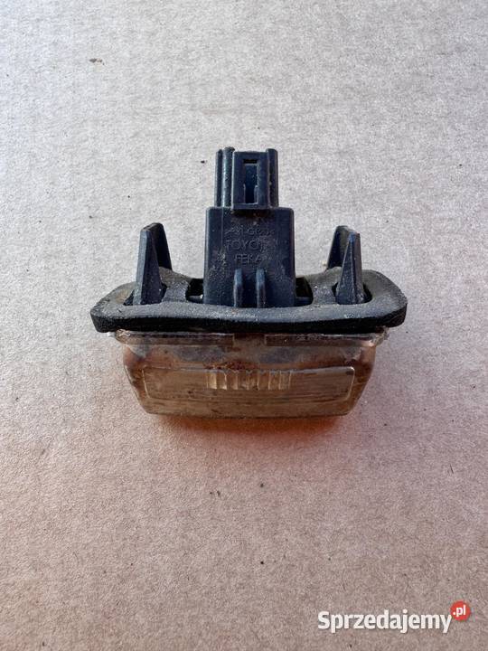 Lampka oświetlenie tablicy rejestracyjnej Toyota Lampki tablicy rejestracyjnej Brzesko