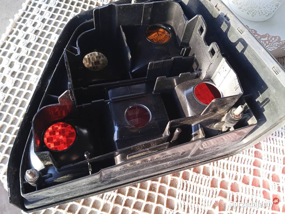 Lampy dymione Hella black red Golf 2 MK2 Frysztak