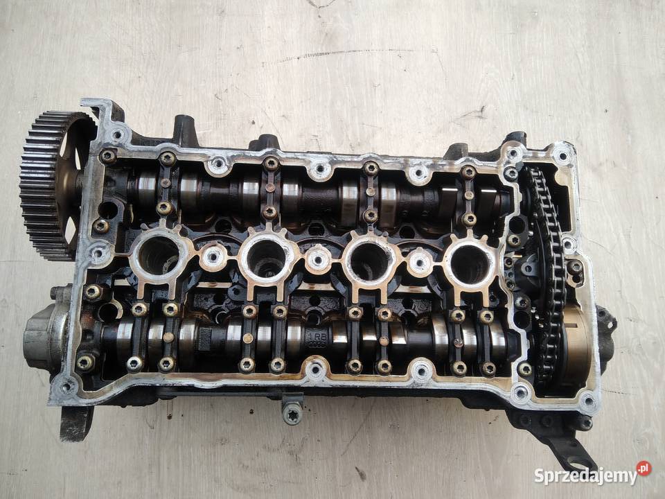 Głowica 06B103373AM wałki rozrządu Audi A4 B6 20 Głowice cylindrów Krośniewice