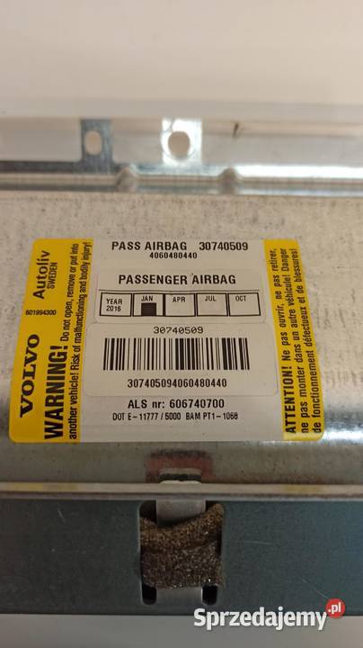 PODUSZKA PASAŻERA AIRBAG VOLVO XC70 30740509