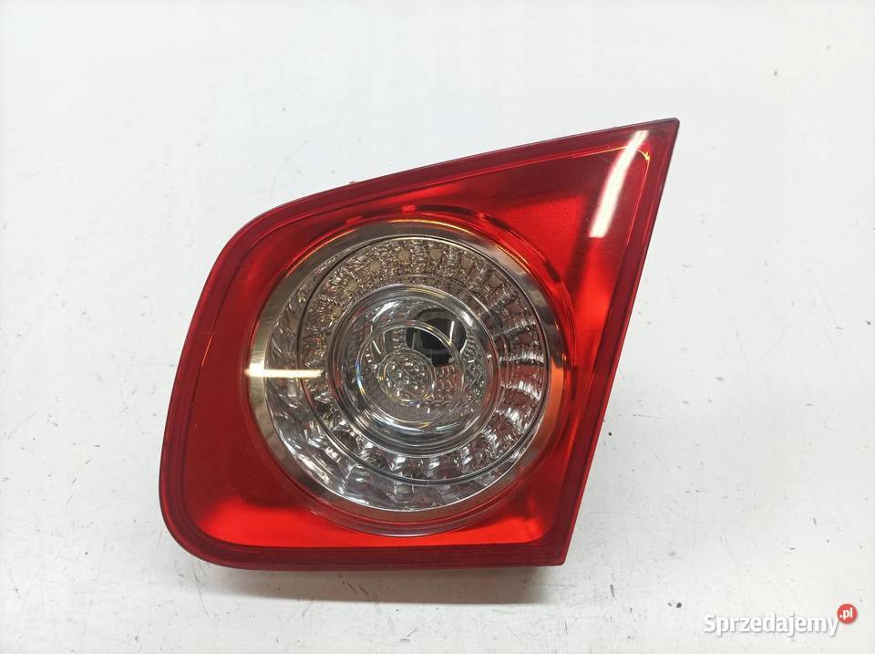 LAMPA TYŁ W KLAPE PRAWA SEDAN EU 1K5945094 osobowe