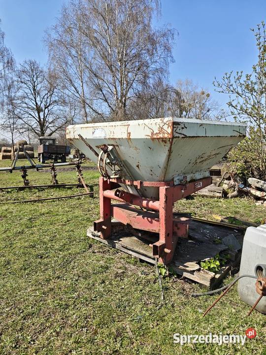 Sprzedam rozsiewacz nawozów kuhn Tychy